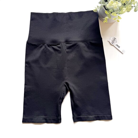 PINK Victoria's Secret Black Flip It Reversible Bike Shorts New With Tags Sizes - Picture 8 of 8